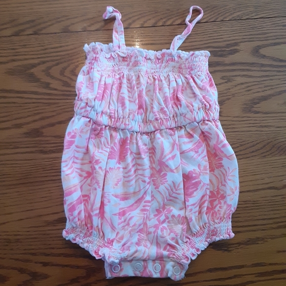 Size 6-12 months baby girls orange an pink onesie - Picture 2 of 9